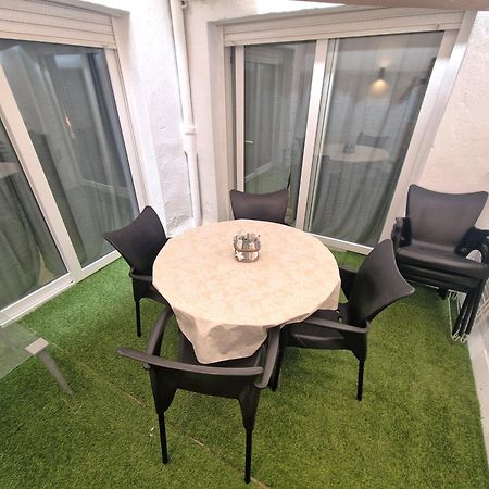 Apartamentosbiamar Cambrils Bagian luar foto