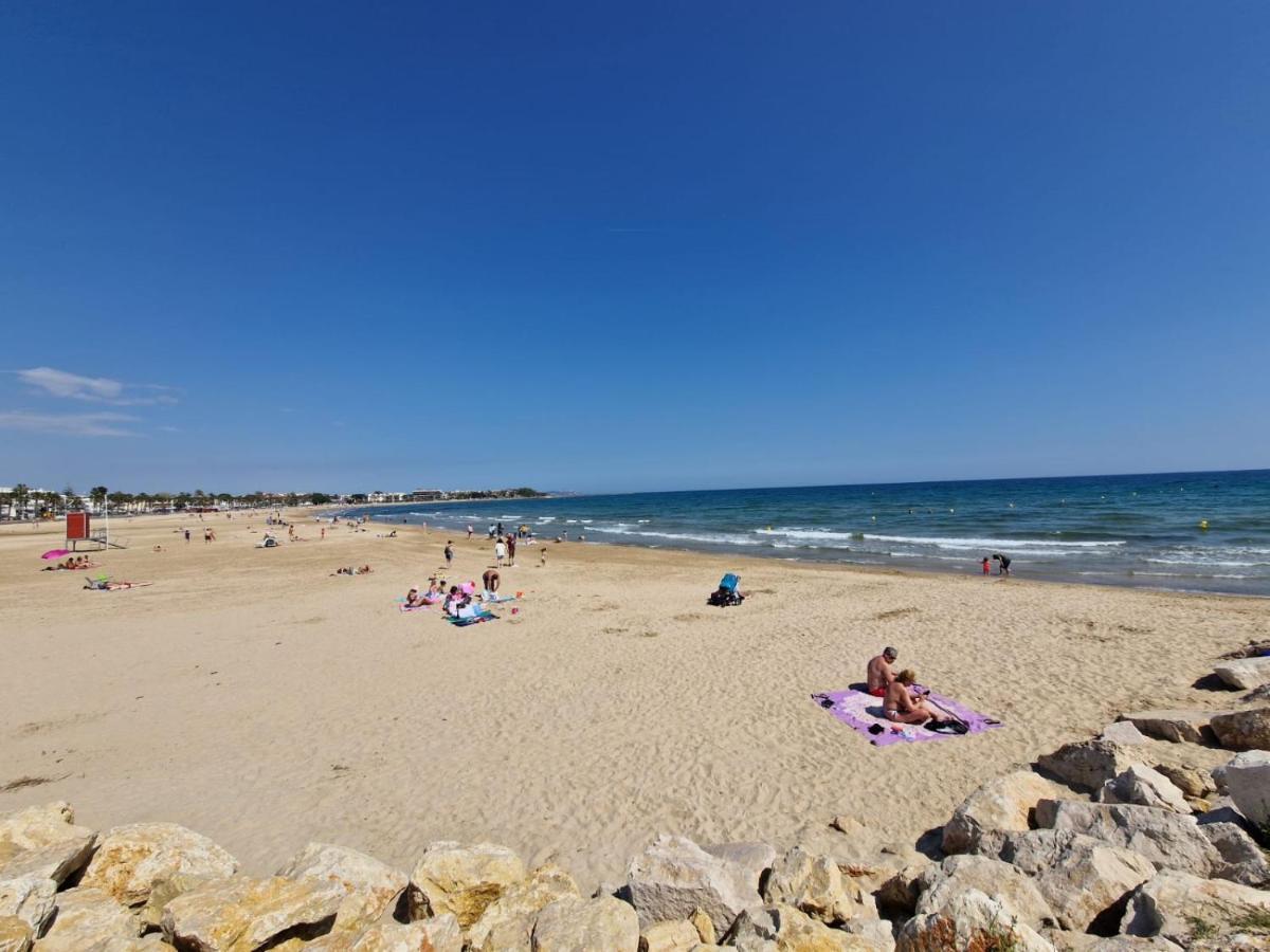 Apartamentosbiamar Cambrils Bagian luar foto