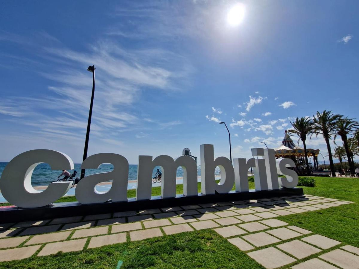 Apartamentosbiamar Cambrils Bagian luar foto