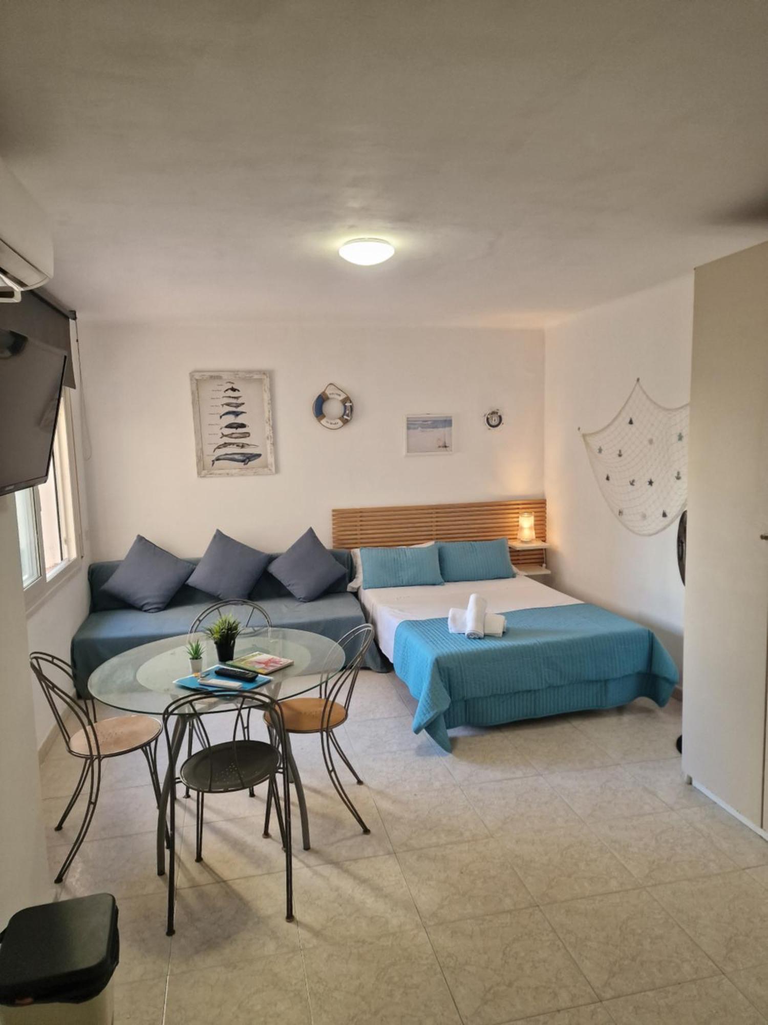 Apartamentosbiamar Cambrils Bagian luar foto