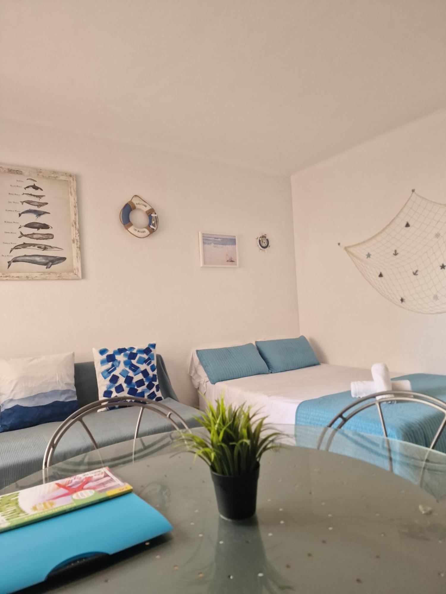 Apartamentosbiamar Cambrils Bagian luar foto
