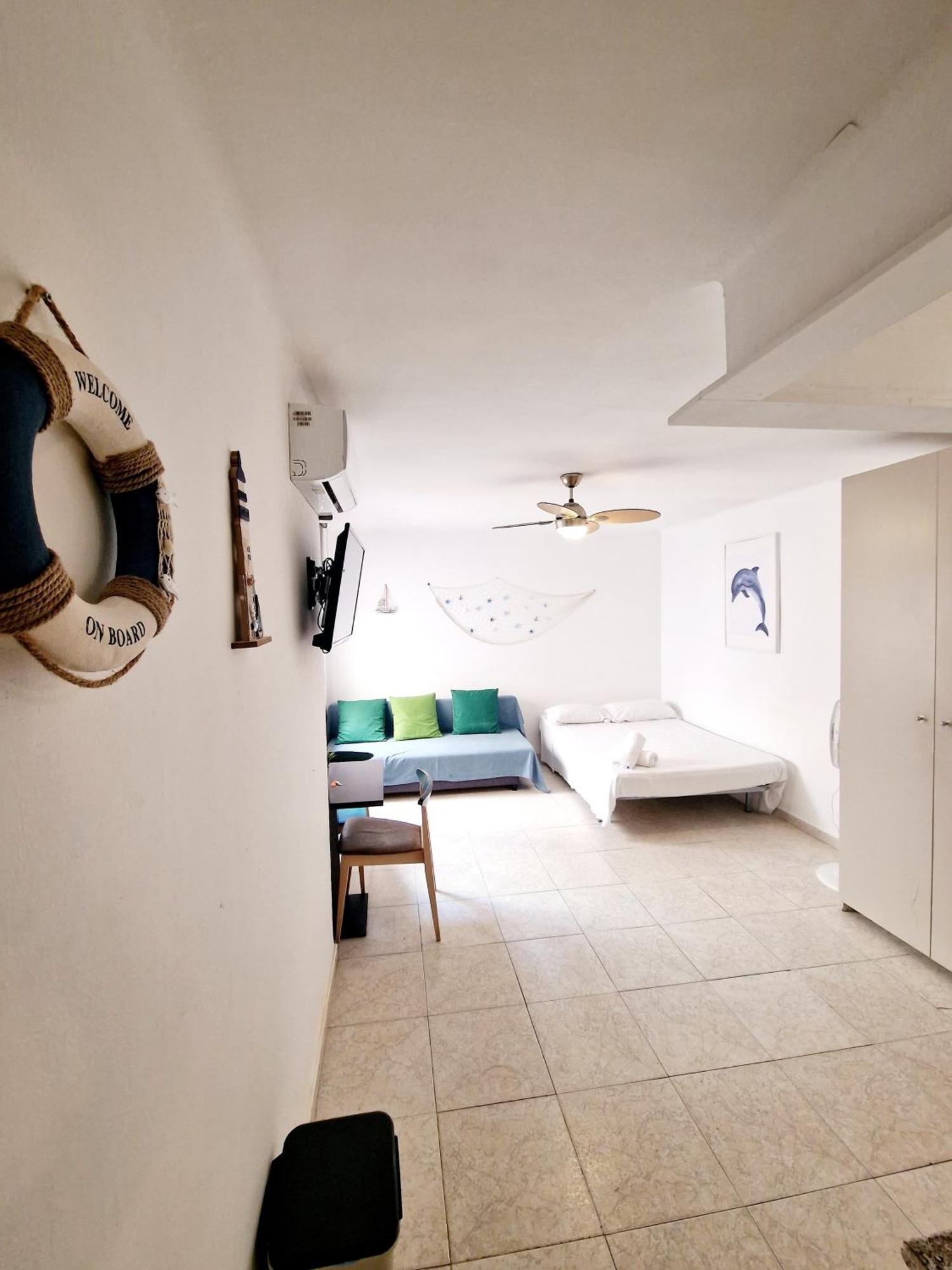Apartamentosbiamar Cambrils Bagian luar foto