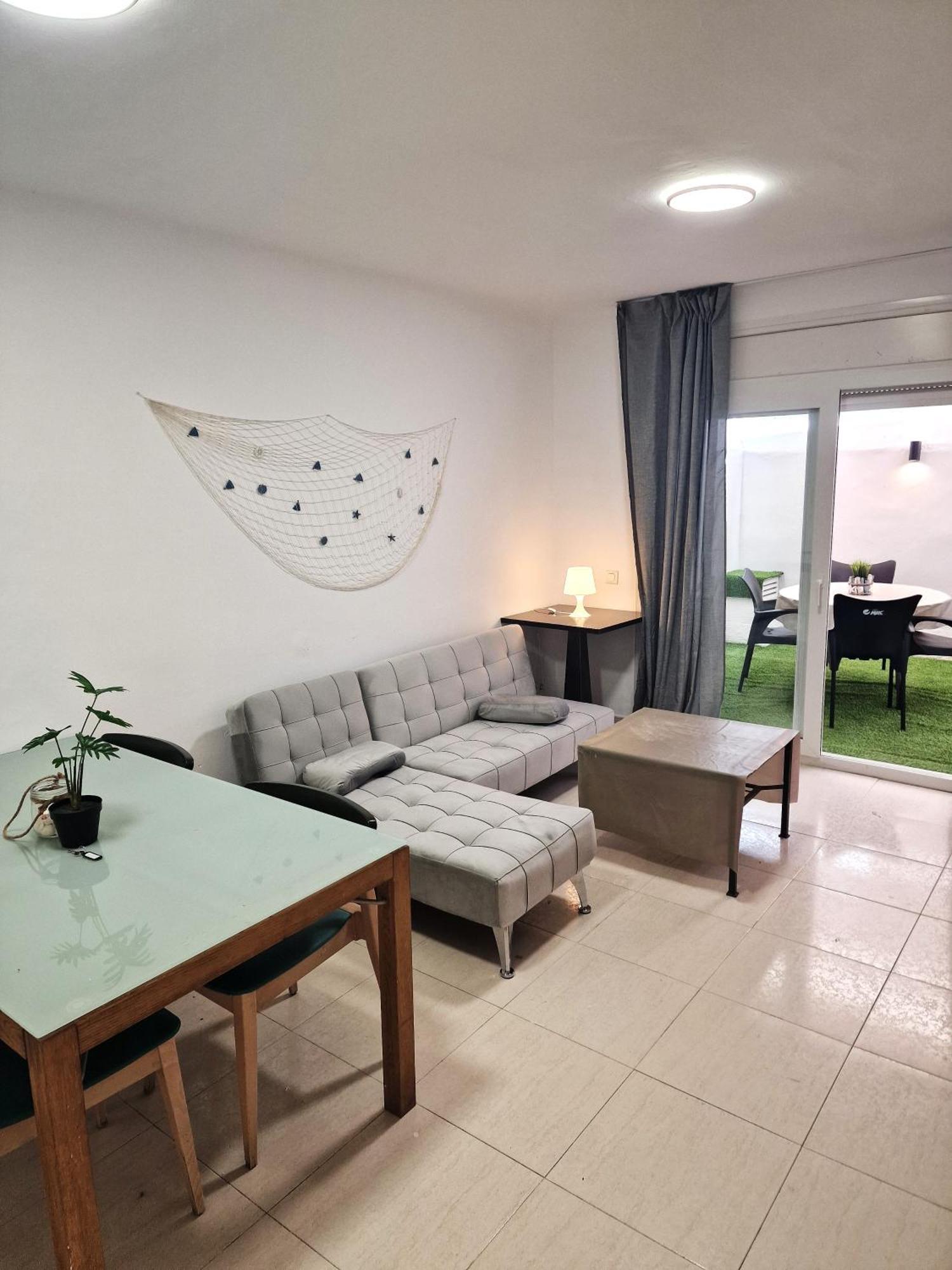 Apartamentosbiamar Cambrils Bagian luar foto