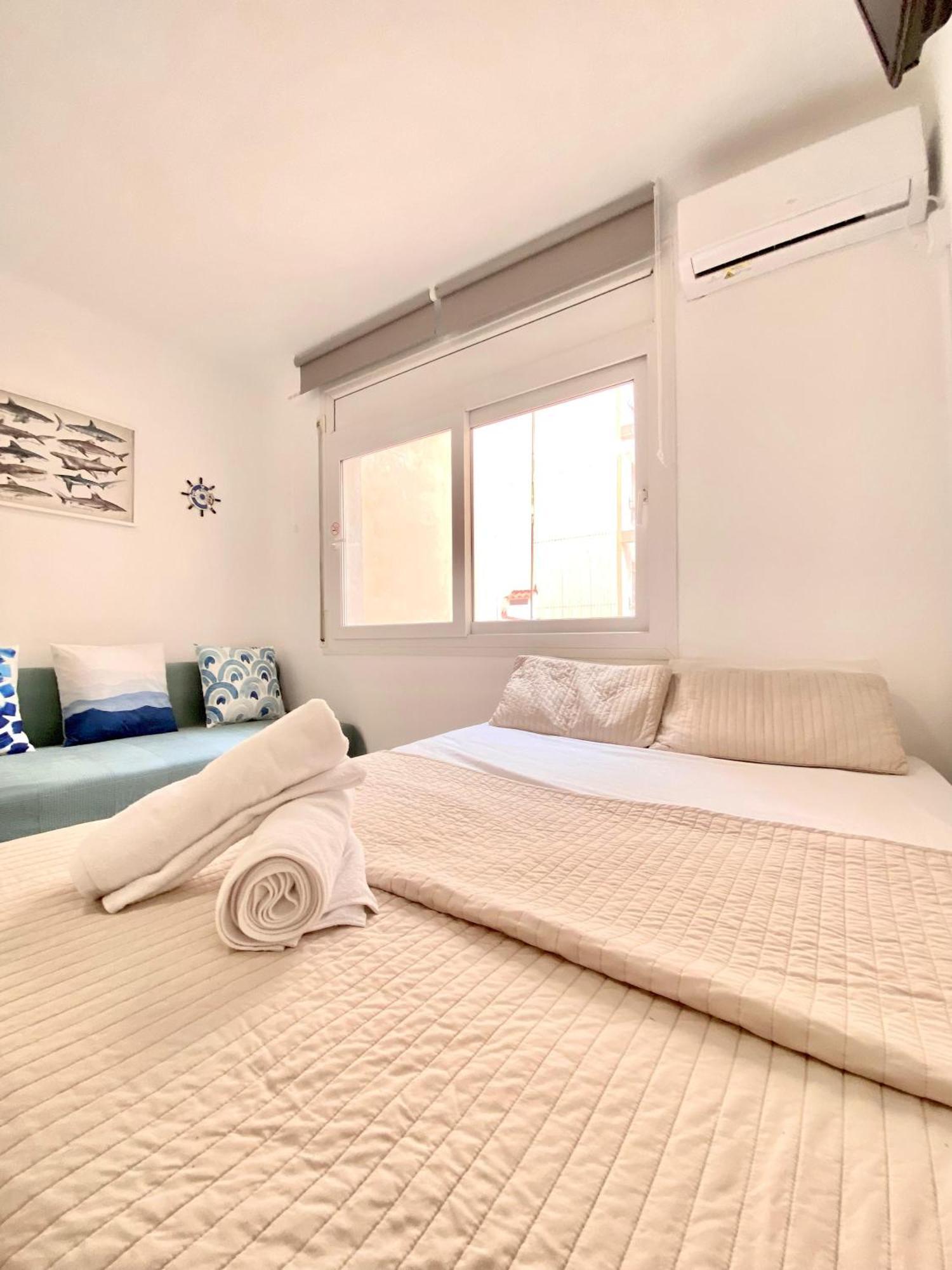 Apartamentosbiamar Cambrils Bagian luar foto