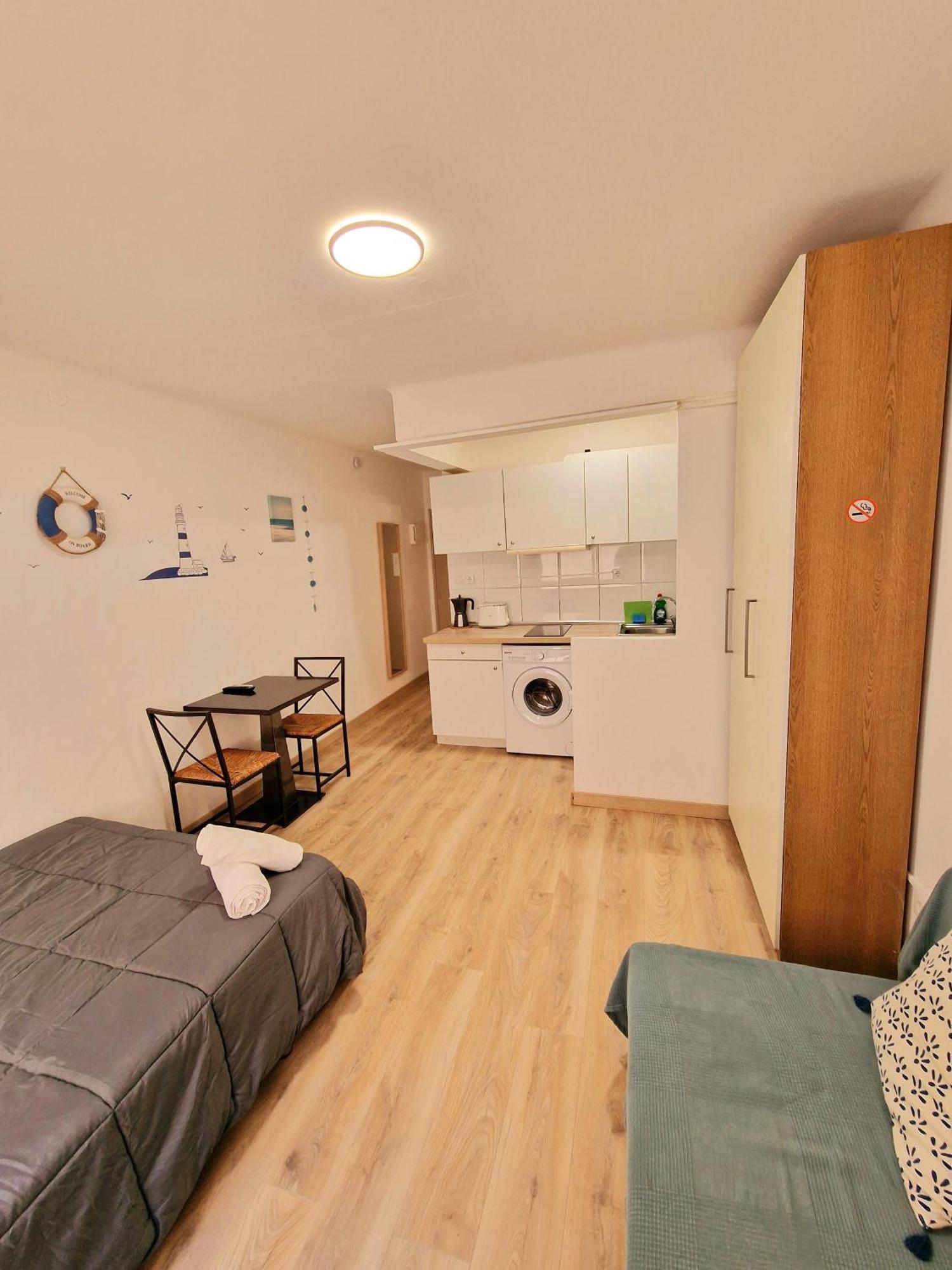 Apartamentosbiamar Cambrils Bagian luar foto