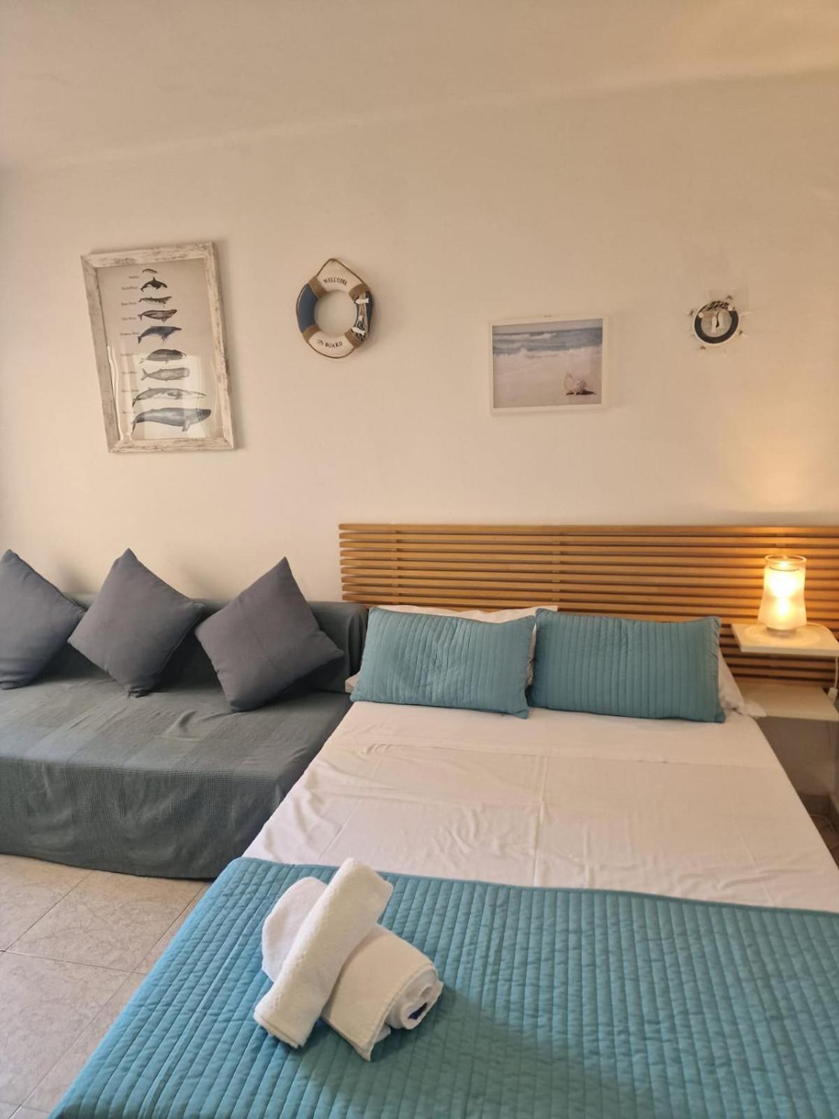 Apartamentosbiamar Cambrils Bagian luar foto