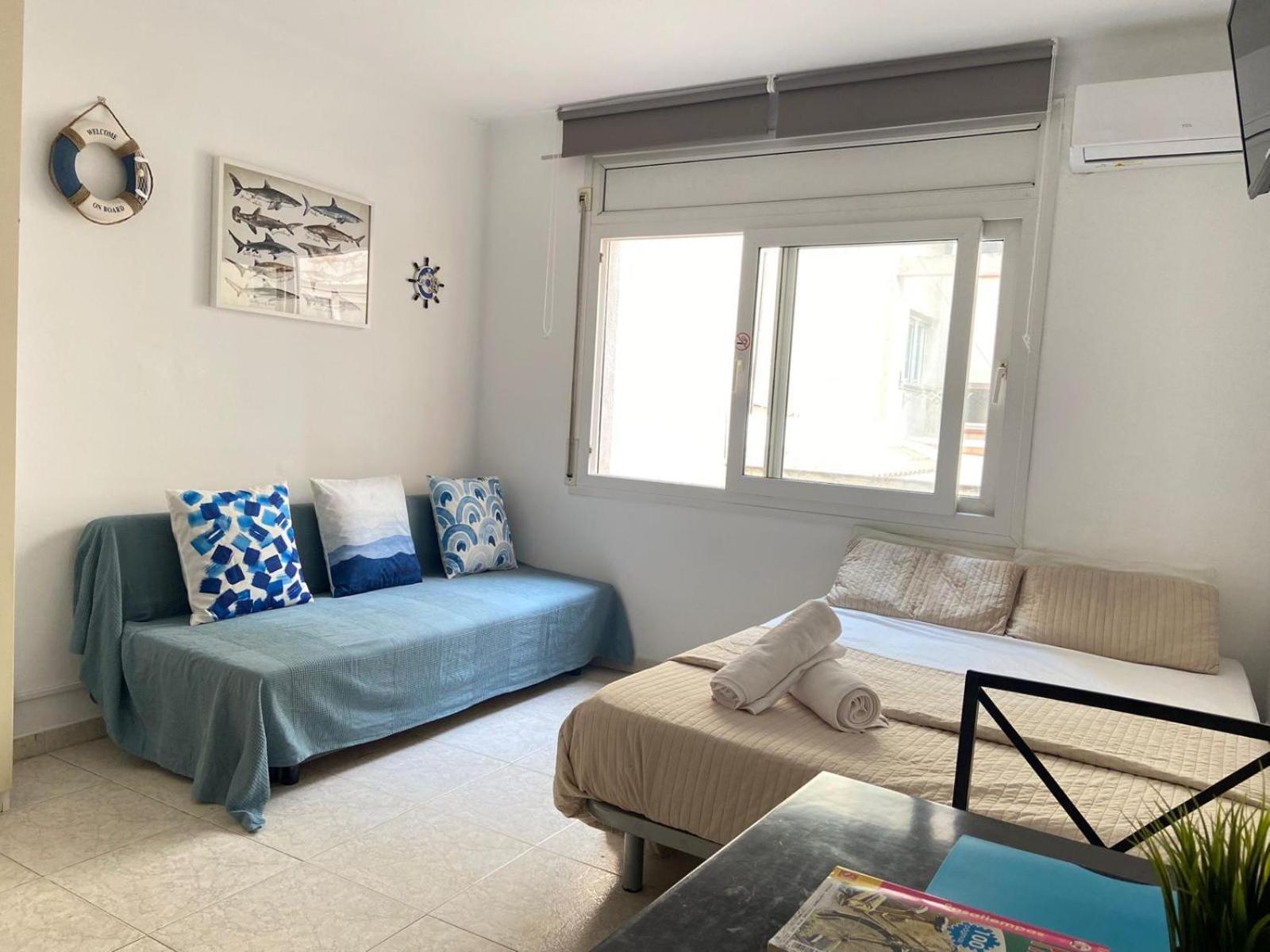 Apartamentosbiamar Cambrils Bagian luar foto